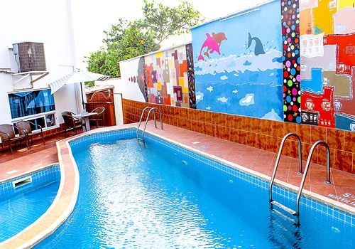 Maxlot Hotel Accra Esterno foto